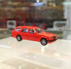 Herpa021463 Mercedes-Benz 300 TE (красный) 1/87