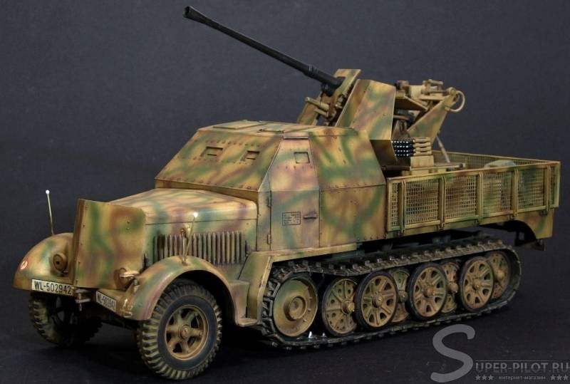 Авто сд. Тягач SD KFZ 7. SD/KFZ. 7 Зенитка. Полугусеничный тягач SD KFZ 7. Тягач SD.KFZ.8.