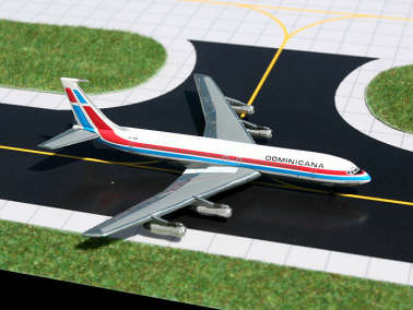 Gemini Jets023 Модель самолета Dominikana 707-320B/C