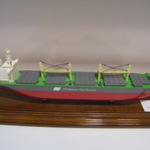Eurotrain024k Корабль Паром Cemera ( Green ) 30,4 см ( 12 d )